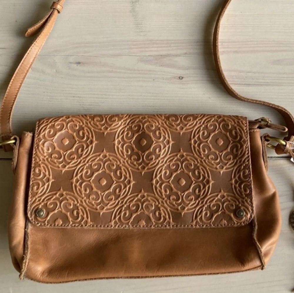 The Sak Collective Ojai Leather Tan Embossed Flap Shoulder Bag